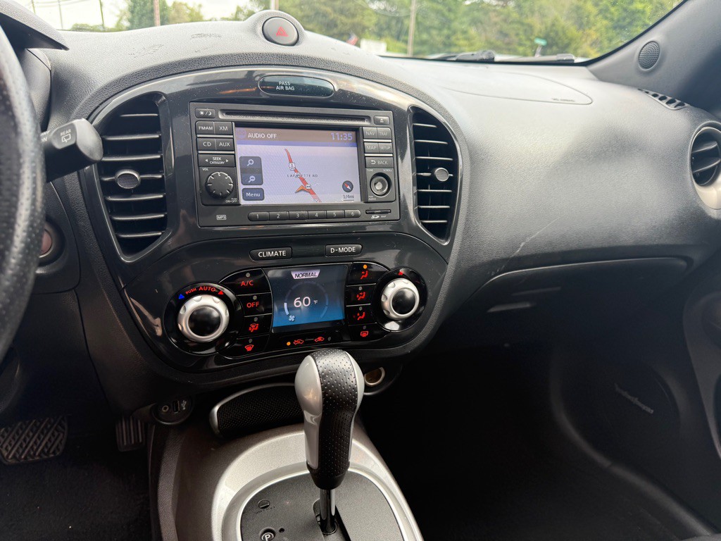 2013 Nissan Juke Image 15