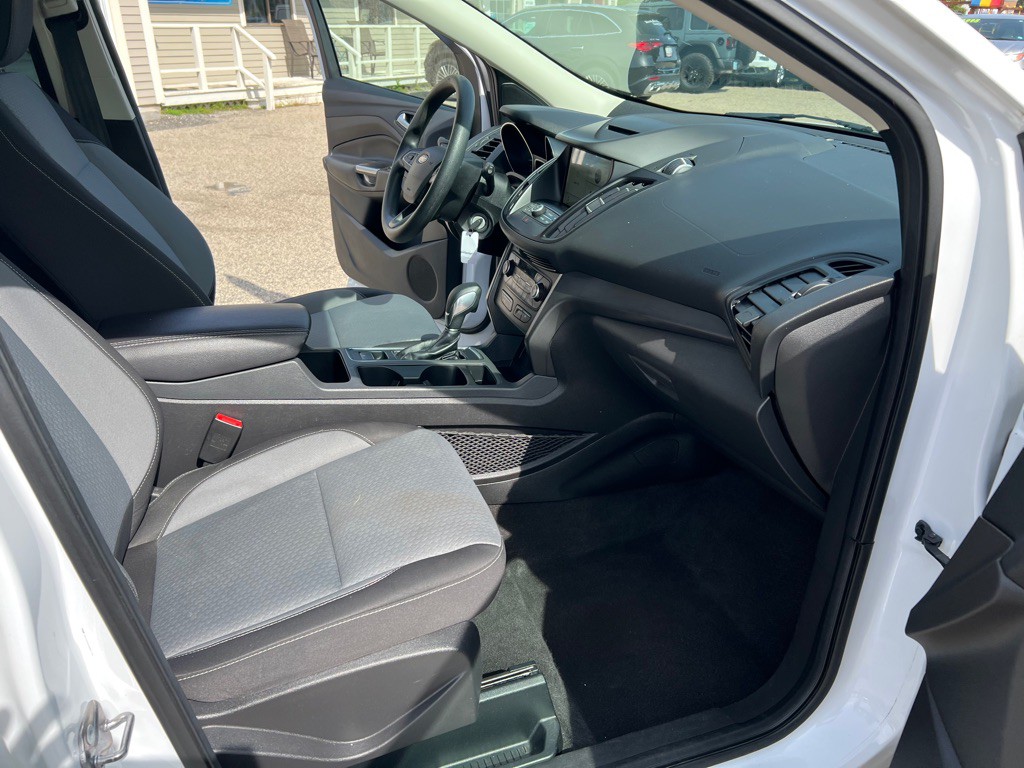 2018 Ford Escape Image 16