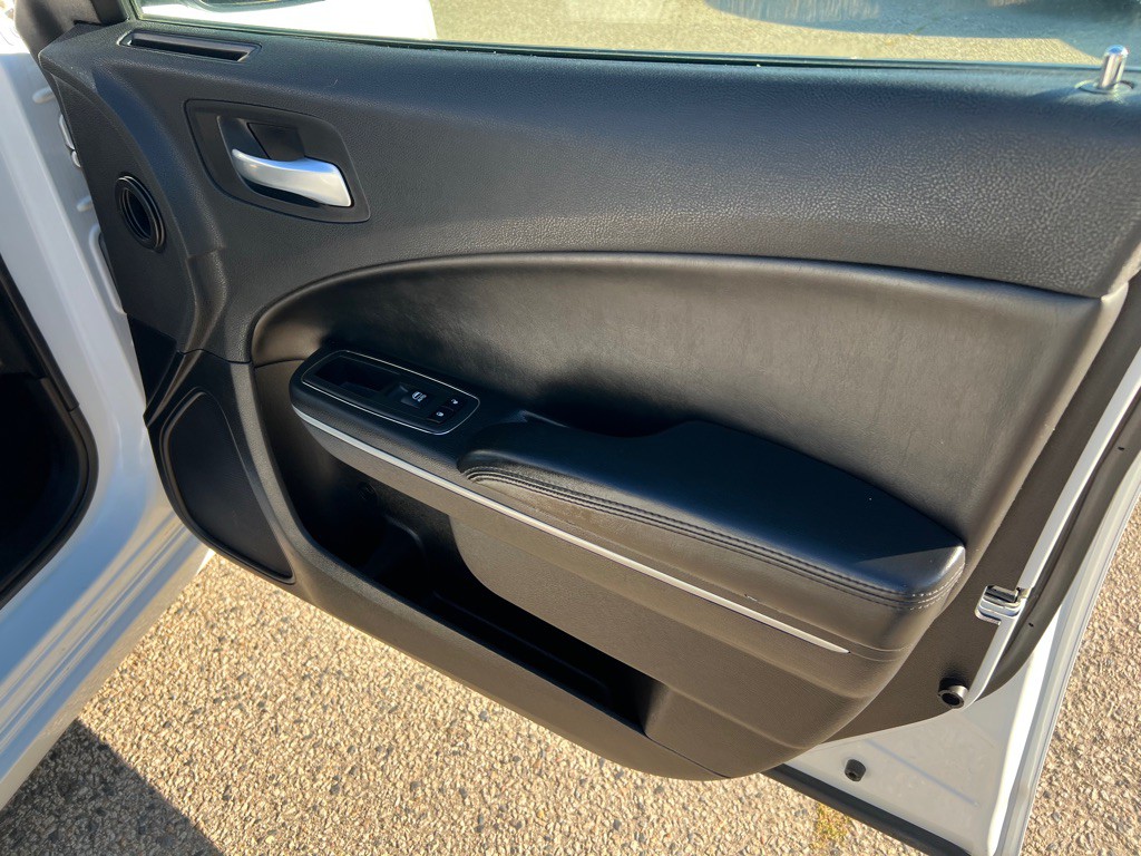2021 Dodge Charger Image 14