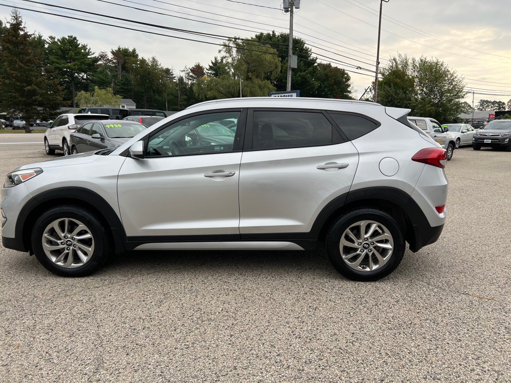 2017 Hyundai Tucson Image 8