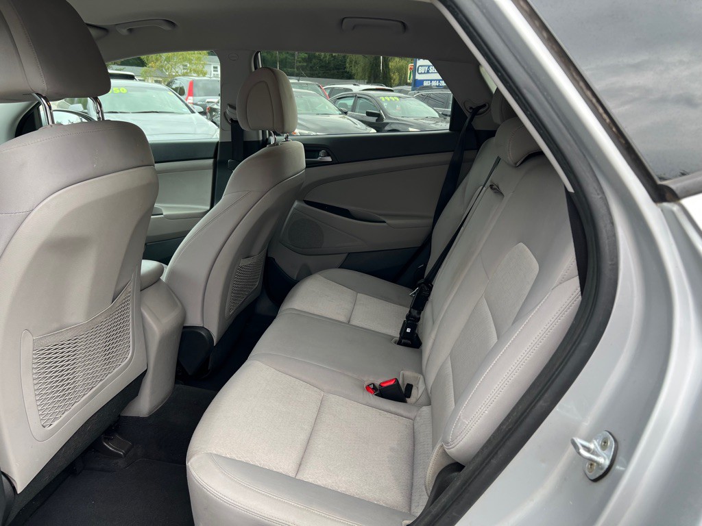 2017 Hyundai Tucson Image 11