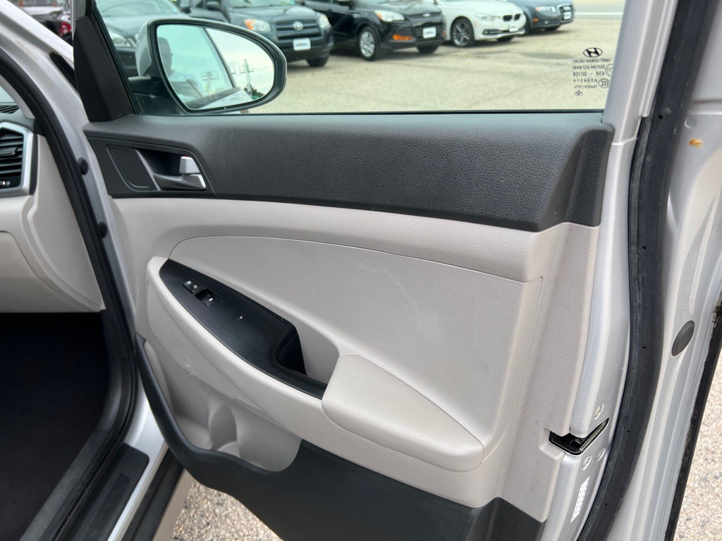 2017 Hyundai Tucson Image 15