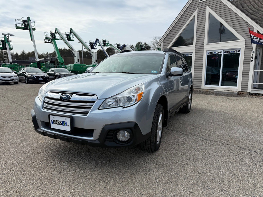 2013 Subaru Outback Image 1