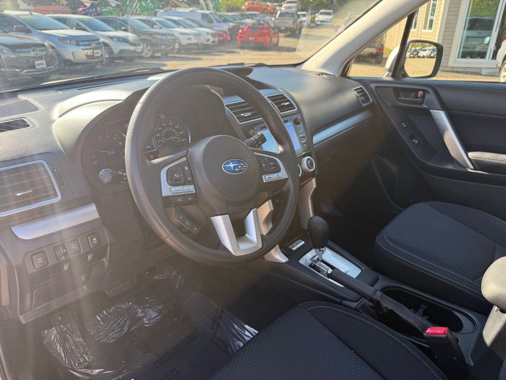 2017 Subaru Forester Image 13