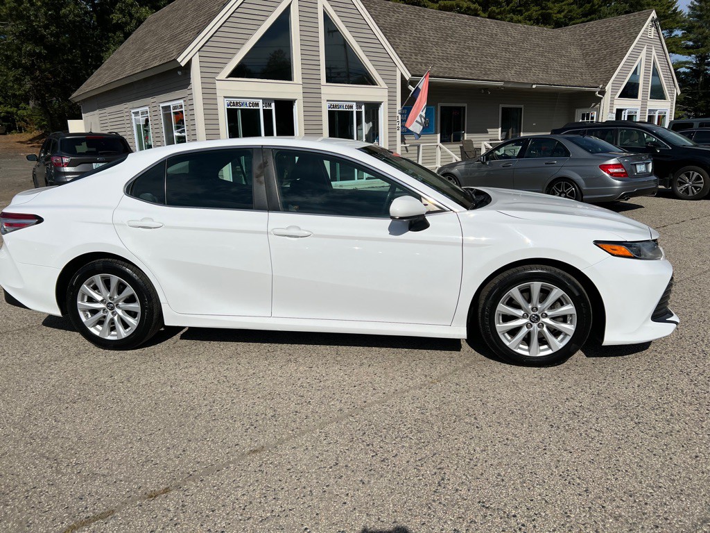 2018 Toyota Camry Image 4