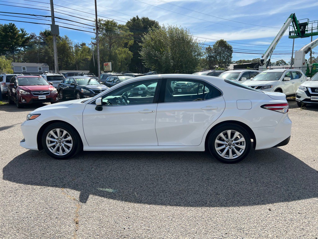 2018 Toyota Camry Image 8