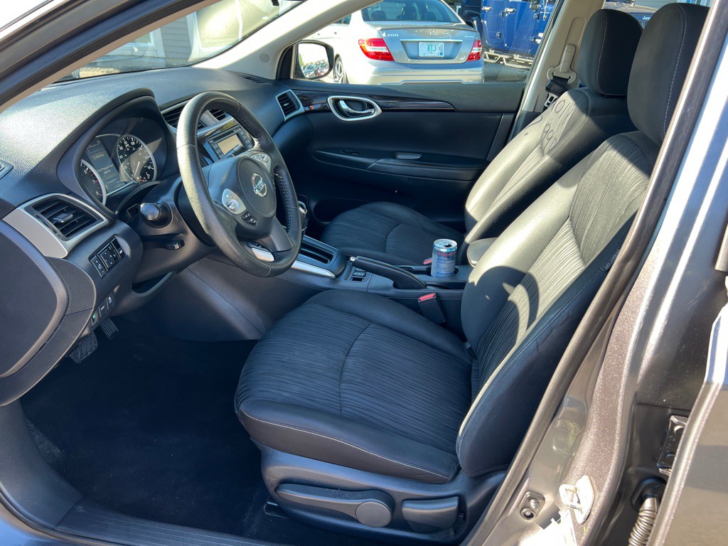 2018 Nissan Sentra Image 9