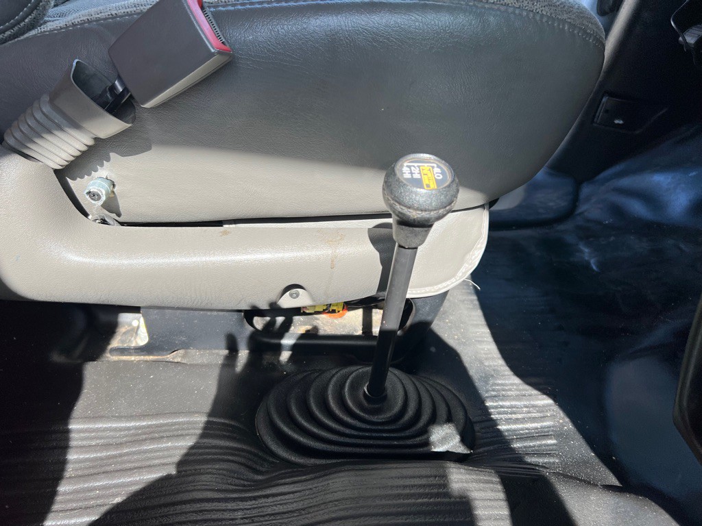 2019 Chevrolet Express Image 15