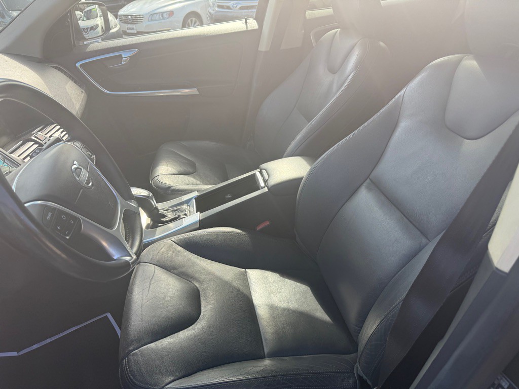 2013 Volvo XC60 Image 14