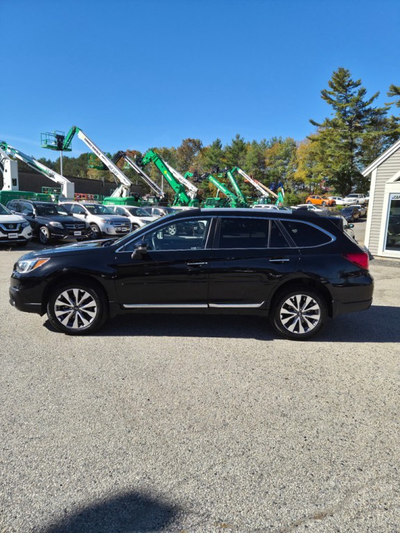 2017 Subaru Outback Image 5