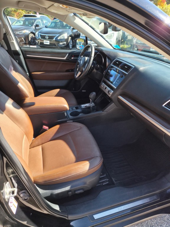 2017 Subaru Outback Image 10