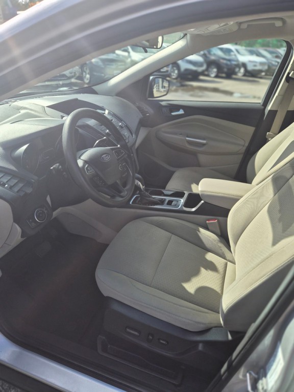 2018 Ford Escape Image 9