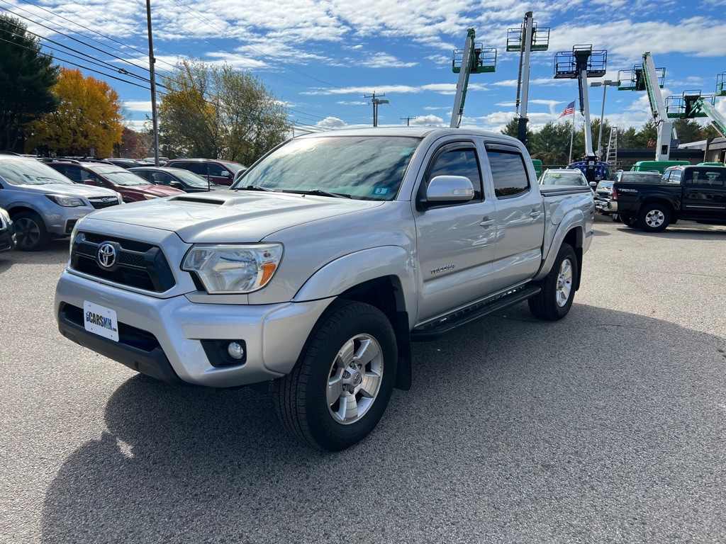 2013 Toyota Tacoma Image 1