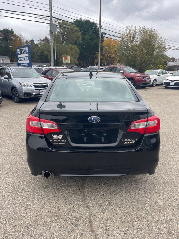 2016 Subaru Legacy Image 4