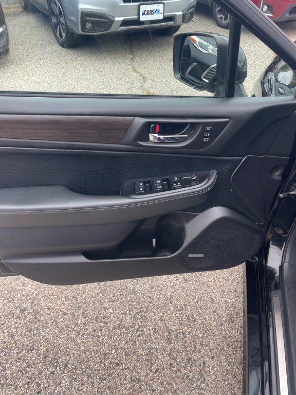 2016 Subaru Legacy Image 13