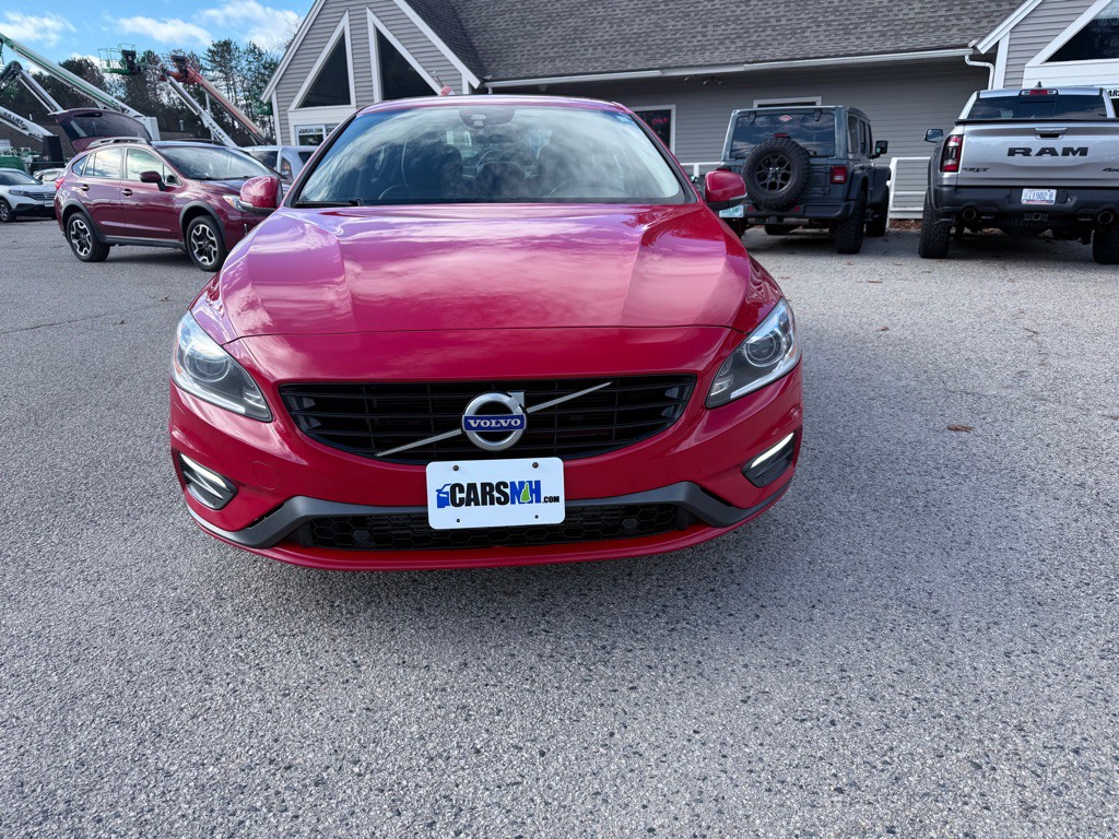 2018 Volvo S60 Image 2