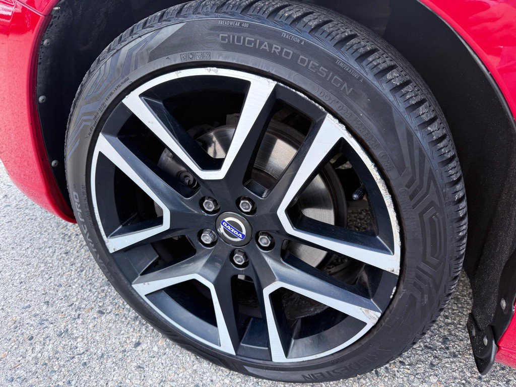 2018 Volvo S60 Image 9