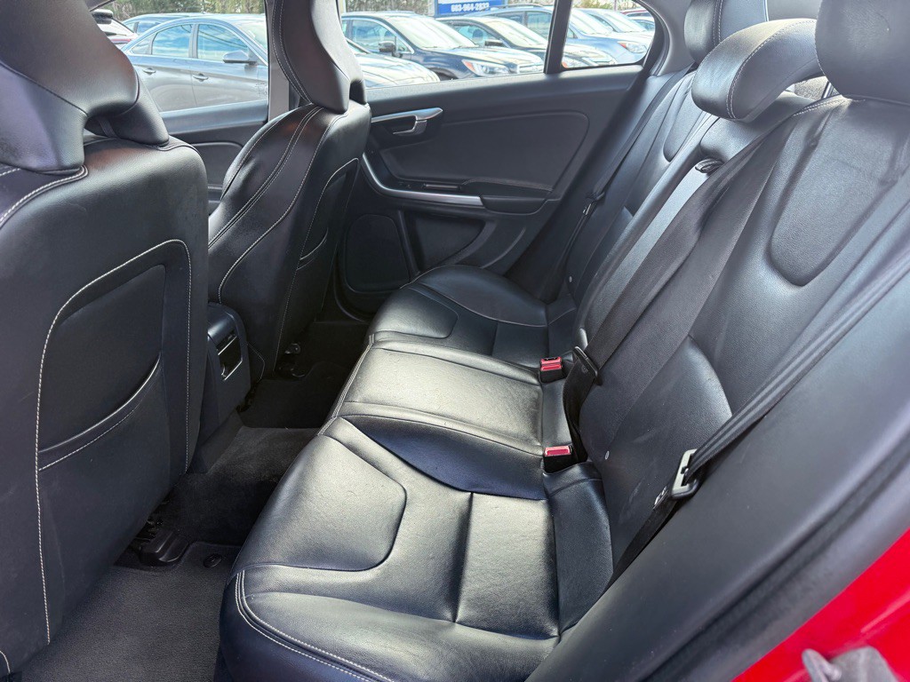 2018 Volvo S60 Image 11
