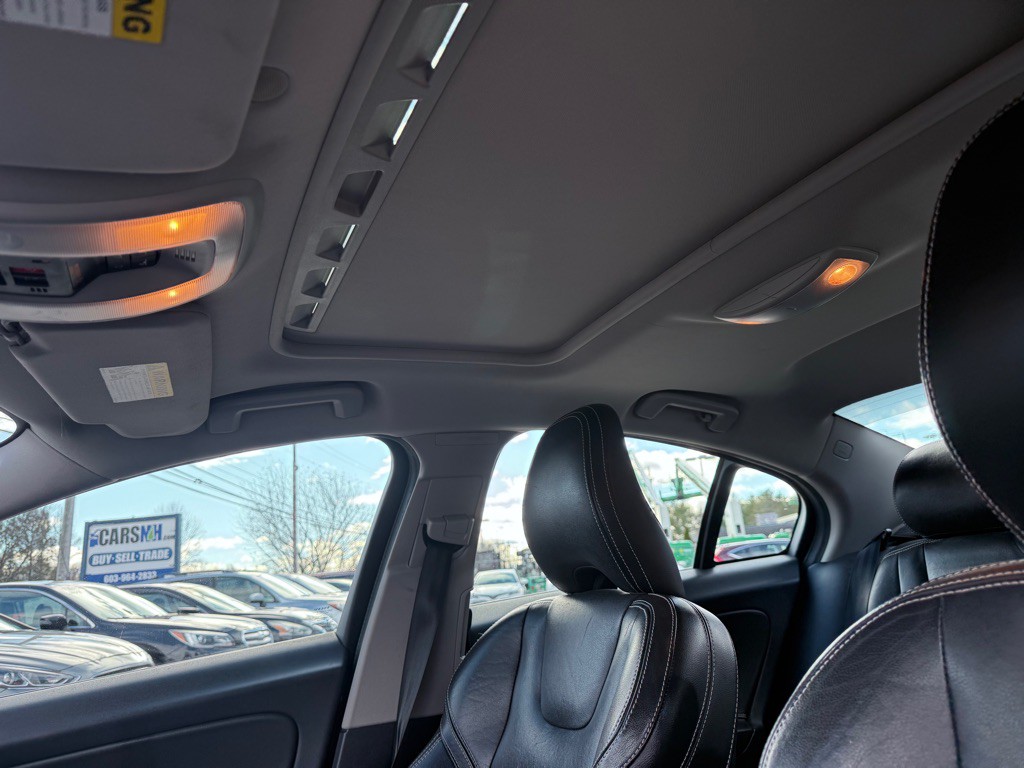 2018 Volvo S60 Image 14