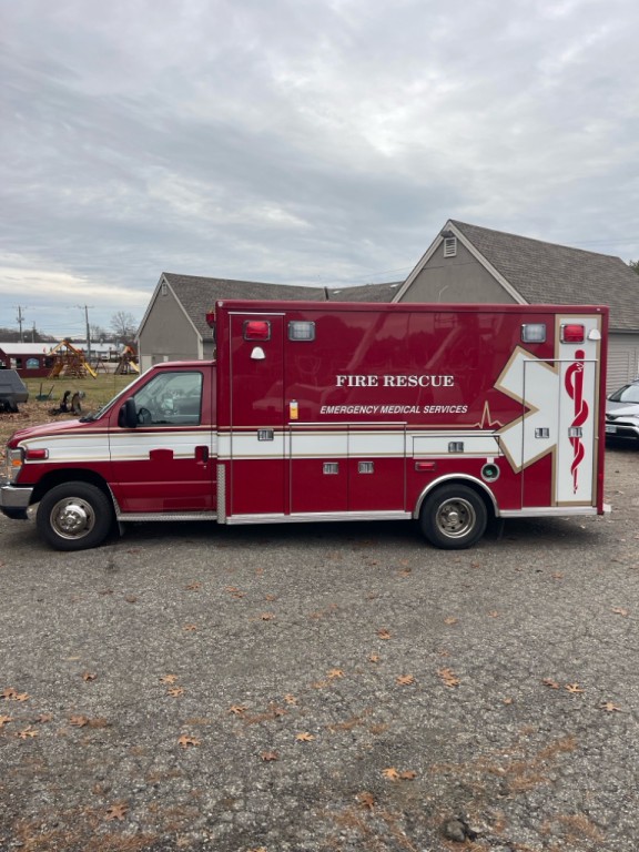 2008 Ford Econoline Image 3