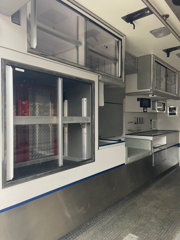 2008 Ford Econoline Image 12