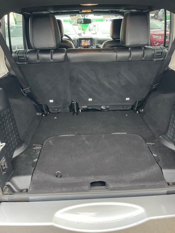 2017 Jeep Wrangler Unlimited Image 15