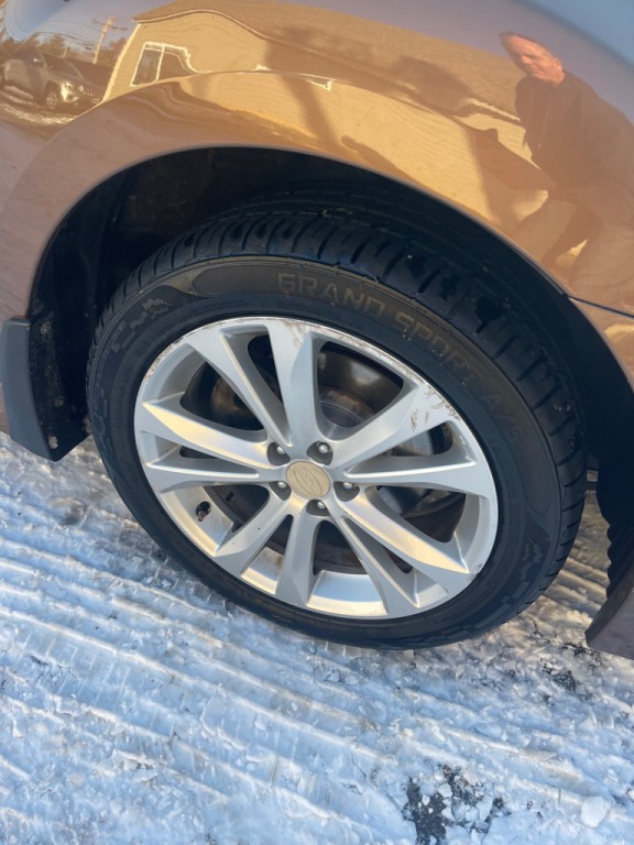 2013 Subaru Legacy Image 7