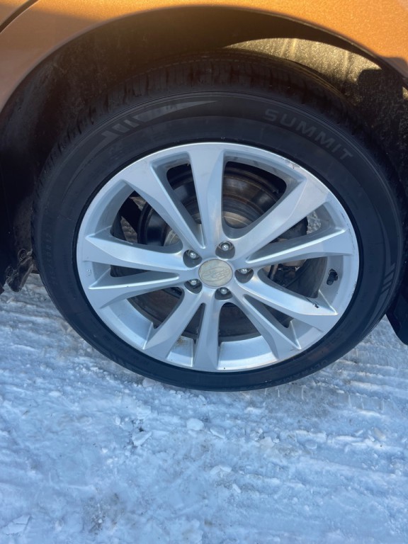 2013 Subaru Legacy Image 9