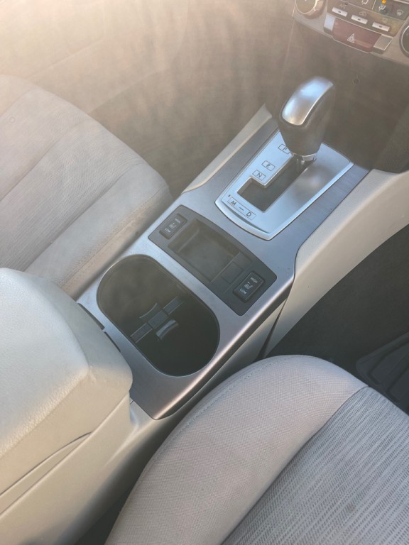 2013 Subaru Legacy Image 18