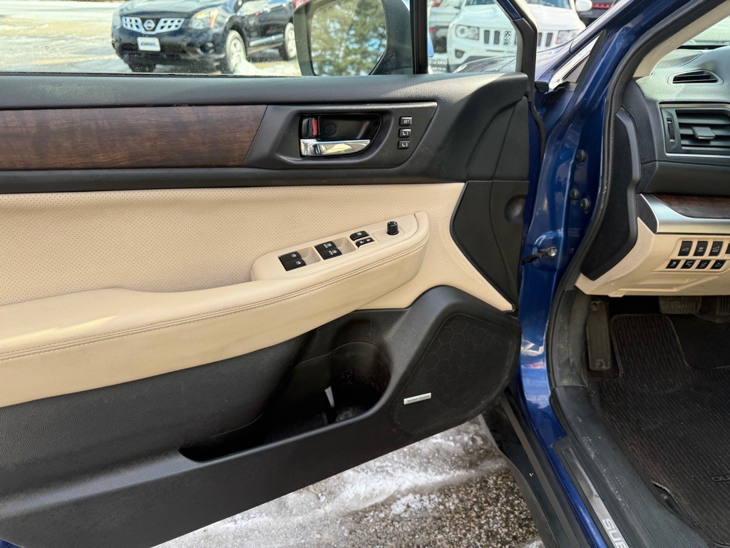 2016 Subaru Outback Image 14