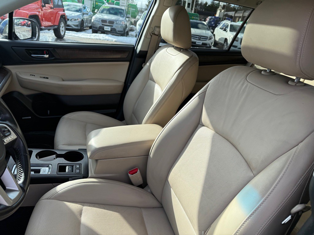 2016 Subaru Outback Image 15