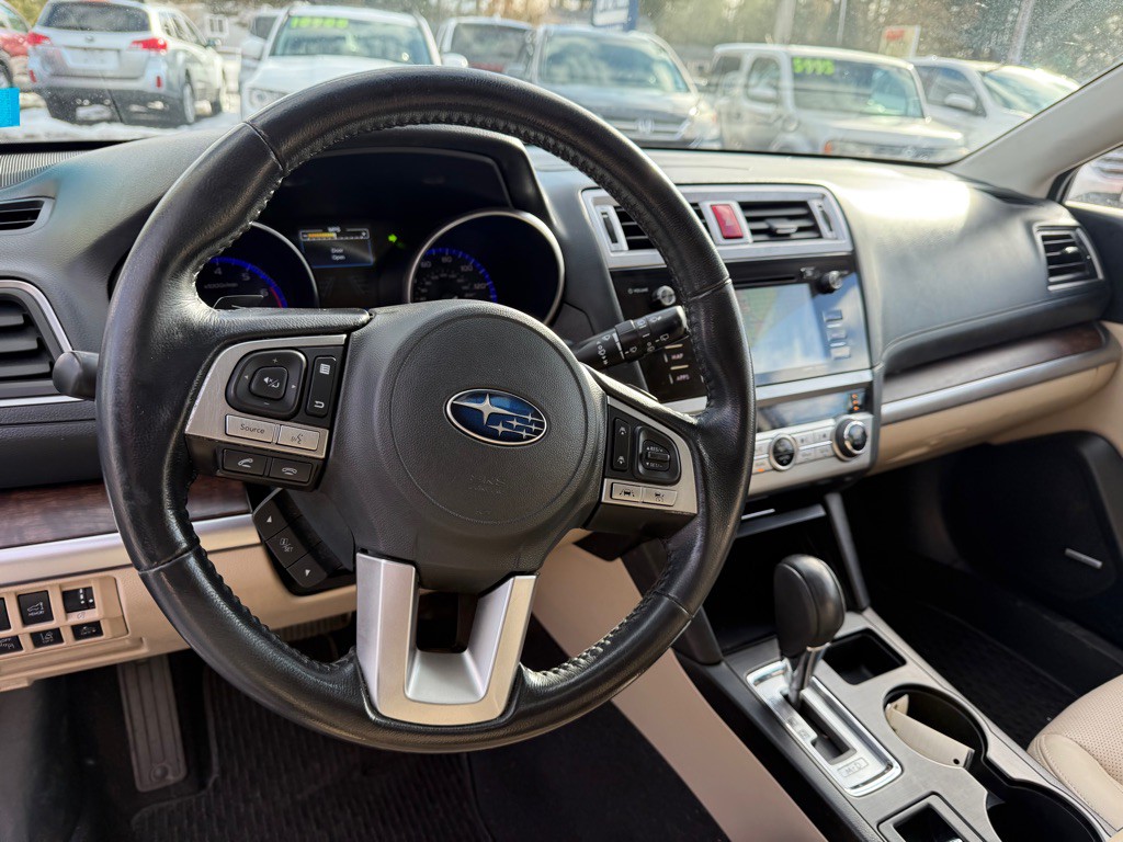 2016 Subaru Outback Image 16