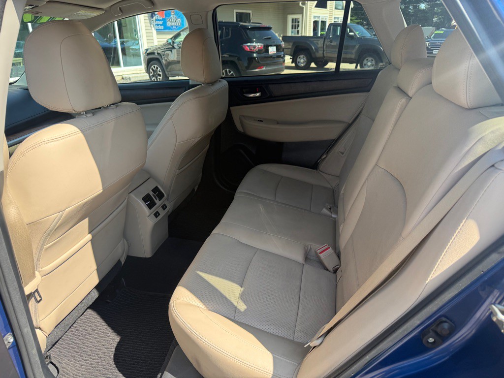 2016 Subaru Outback Image 11
