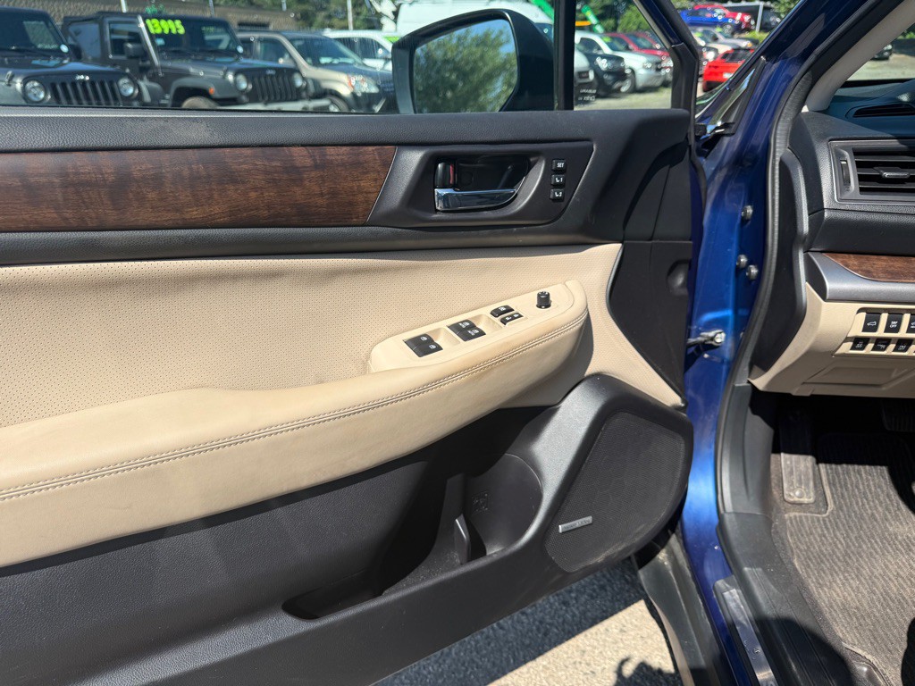 2016 Subaru Outback Image 13