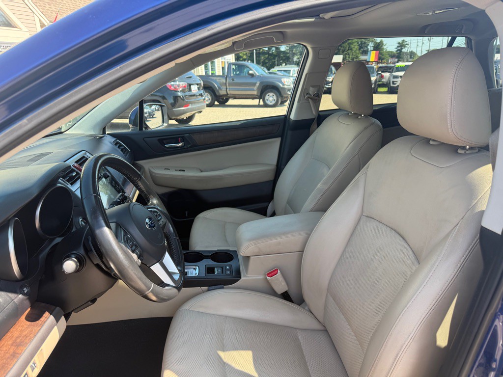 2016 Subaru Outback Image 17