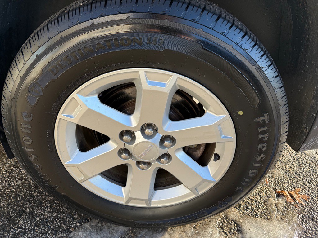 2016 GMC Acadia Image 9