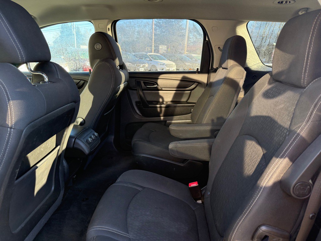 2016 GMC Acadia Image 11
