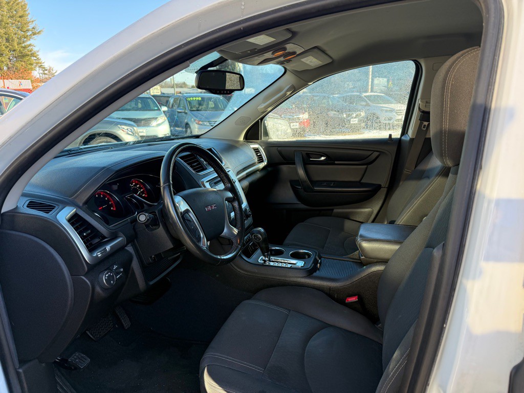 2016 GMC Acadia Image 12