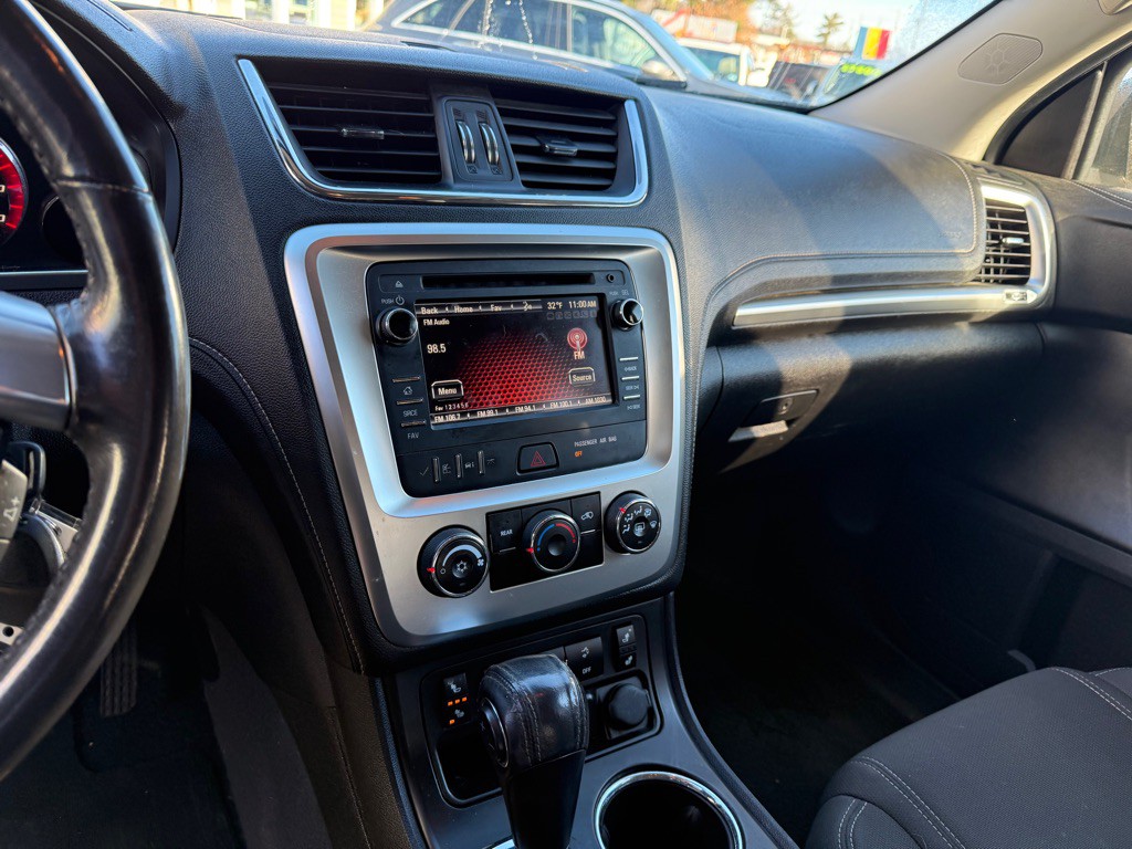 2016 GMC Acadia Image 14