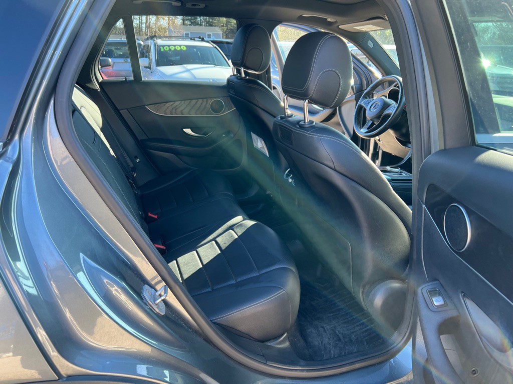 2018 Mercedes-Benz GLC-Class Image 14