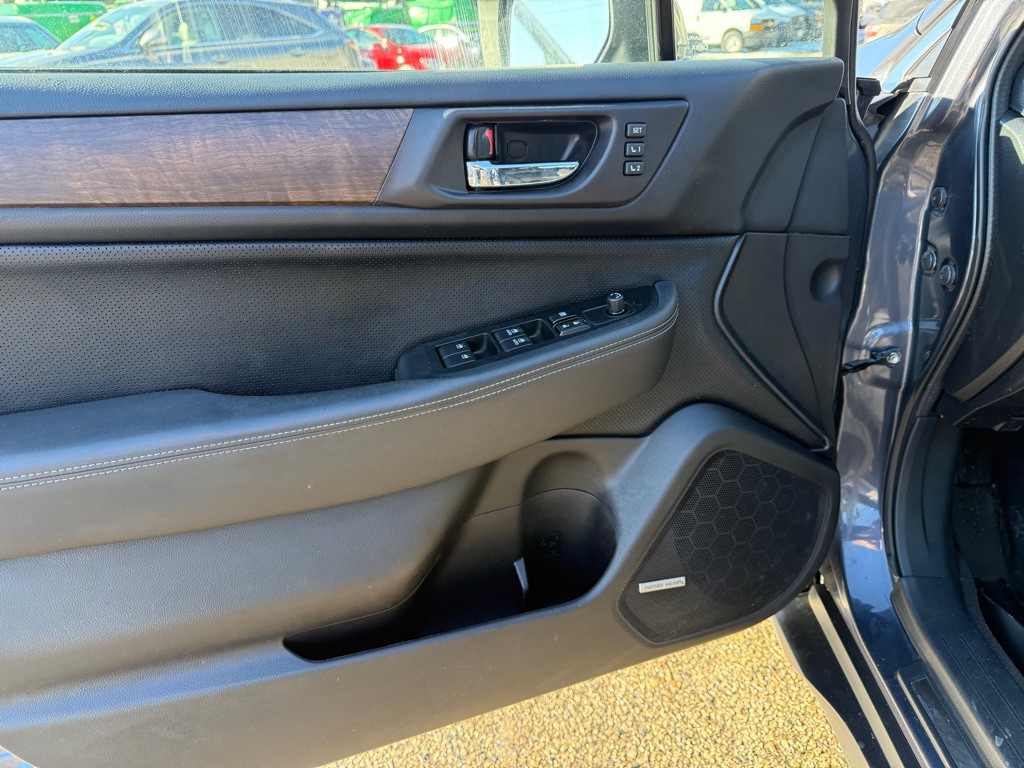 2016 Subaru Outback Image 14