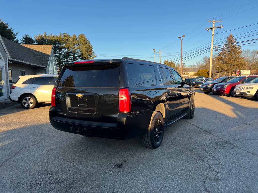 2019 Chevrolet Suburban Image 6