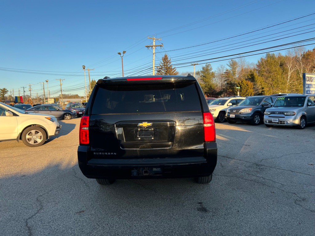 2019 Chevrolet Suburban Image 7