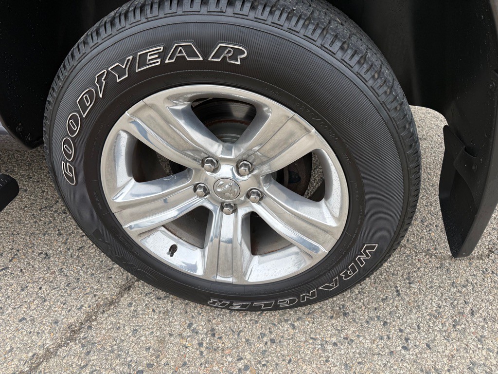 2017 RAM 1500 Image 9