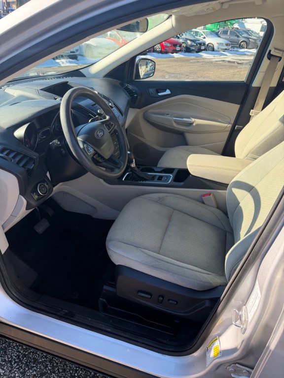 2017 Ford Escape Image 8