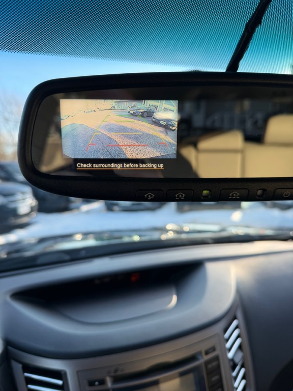 2012 Subaru Outback Image 14