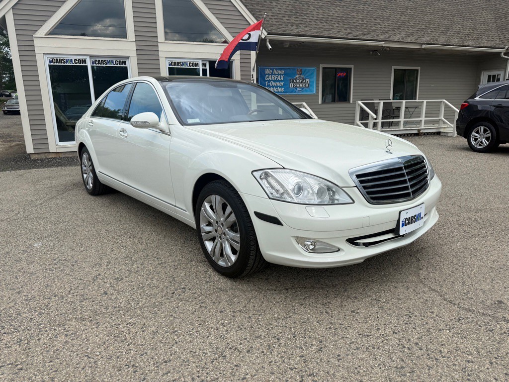 2009 Mercedes-Benz S-Class Image 3