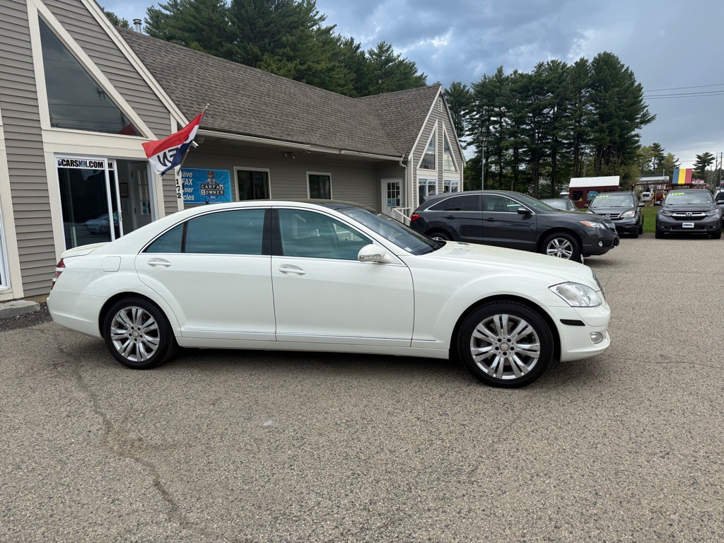 2009 Mercedes-Benz S-Class Image 4