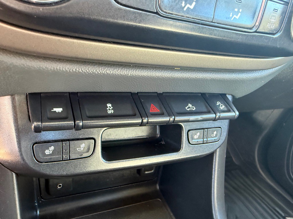 2016 Chevrolet Colorado Image 13