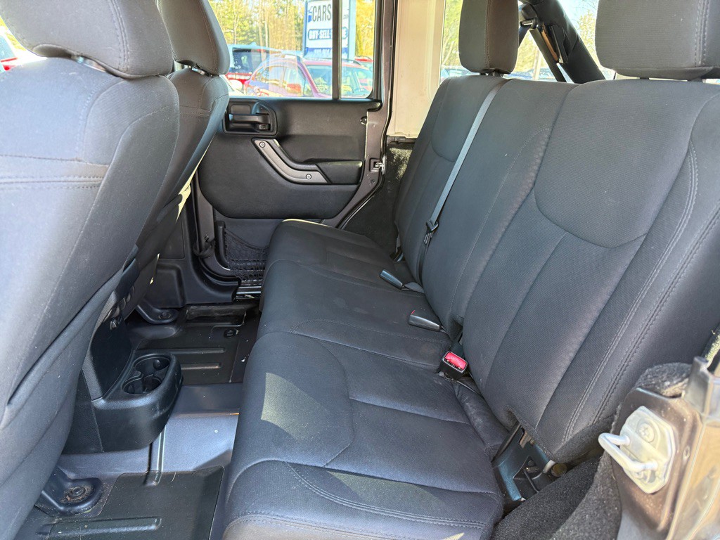 2016 Jeep Wrangler Unlimited Image 12